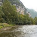 Река Арьеж, недалеко от храмовой палатки. Франция